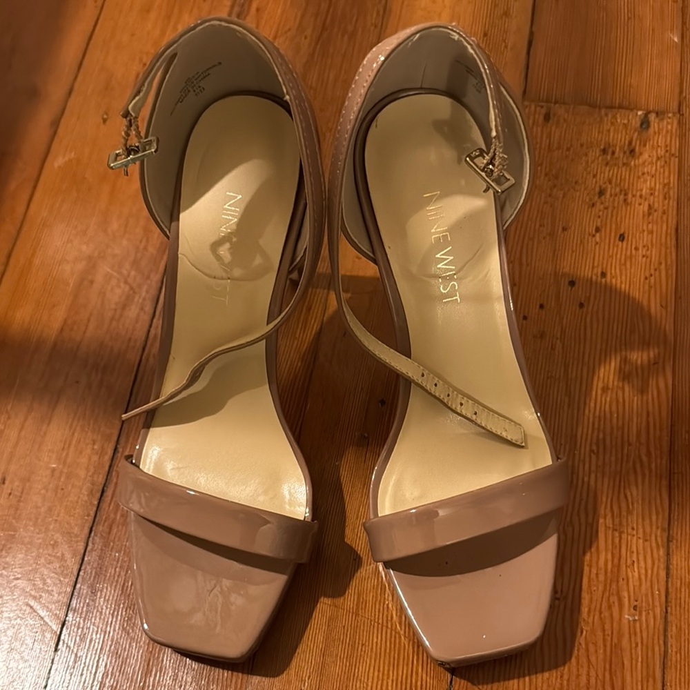 Nine West Women's Tan Heels